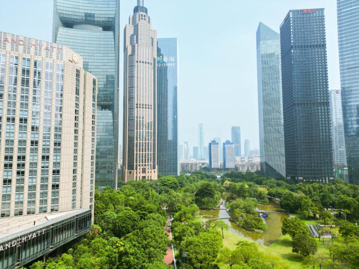 Grand Hyatt Guangzhou Hotell Exteriör bild